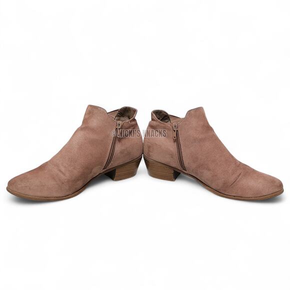 Madeline Girl Tabitha 2 Faux Suede Ankle Boots Taupe Size 9.5 Women - Picture 6 of 13